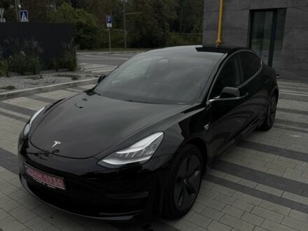 Тесла Модель 3 2019 у Луцьку на Automoto.ua Чорний Тесла Модель 3, об'ємом двигуна 1 л та пробігом 255 тис. км за 13800 $, фото 1 на Automoto.ua