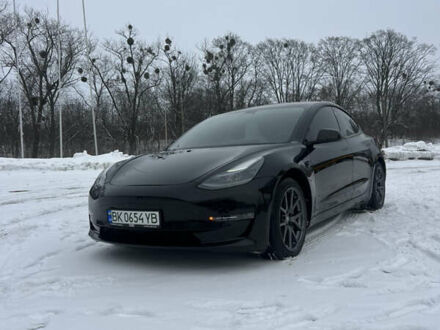 Черный Тесла Модель 3, объемом двигателя 0 л и пробегом 77 тыс. км за 12100 $, фото 1 на Automoto.ua