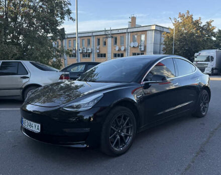 Черный Тесла Модель 3, объемом двигателя 0 л и пробегом 98 тыс. км за 16200 $, фото 1 на Automoto.ua