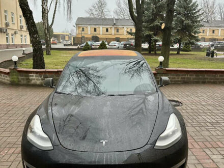 Тесла Модель 3 2019 у Києві на Automoto.ua Чорний Тесла Модель 3, об'ємом двигуна 0 л та пробігом 85 тис. км за 20000 $, фото 1 на Automoto.ua