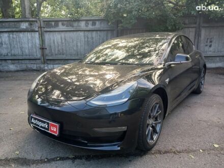 Тесла Модель 3 2019 в Киеве на Automoto.ua Черный Тесла Модель 3, объемом двигателя 0 л и пробегом 190 тыс. км за 16990 $, фото 1 на Automoto.ua