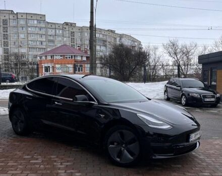 Черный Тесла Модель 3, объемом двигателя 0 л и пробегом 156 тыс. км за 16000 $, фото 1 на Automoto.ua