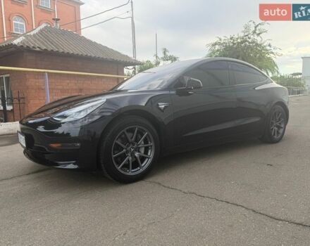 Черный Тесла Модель 3, объемом двигателя 0 л и пробегом 131 тыс. км за 14999 $, фото 1 на Automoto.ua