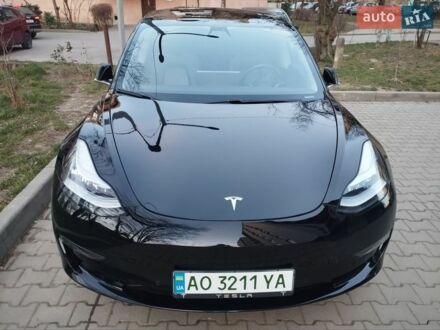 Черный Тесла Модель 3, объемом двигателя 0 л и пробегом 195 тыс. км за 14800 $, фото 1 на Automoto.ua