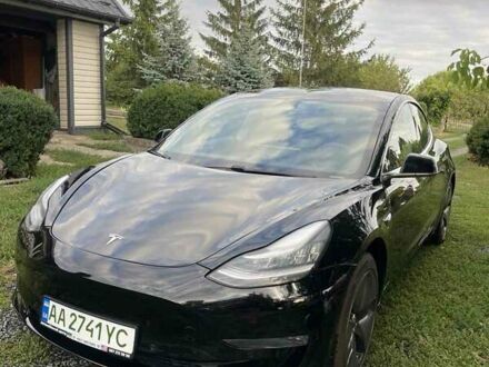 Чорний Тесла Модель 3, об'ємом двигуна 0 л та пробігом 40 тис. км за 18300 $, фото 1 на Automoto.ua