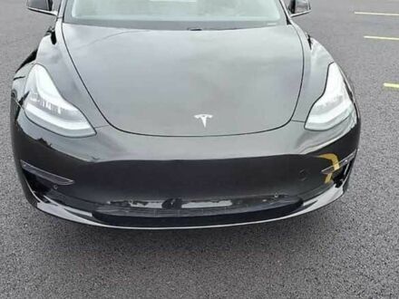 Чорний Тесла Модель 3, об'ємом двигуна 0 л та пробігом 90 тис. км за 9900 $, фото 1 на Automoto.ua