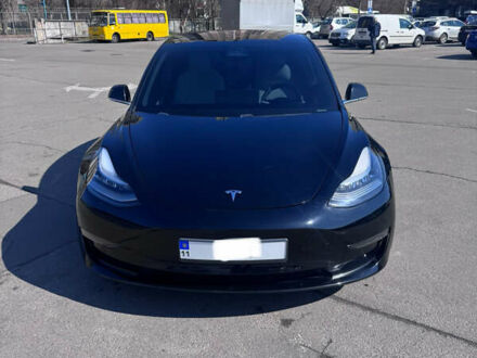 Тесла Модель 3 2019 в Киеве на Automoto.ua Черный Тесла Модель 3, объемом двигателя 0 л и пробегом 106 тыс. км за 19500 $, фото 1 на Automoto.ua
