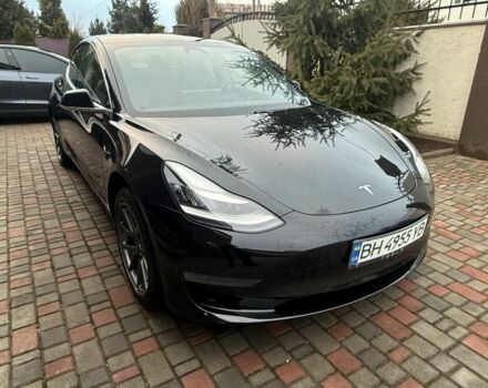 Чорний Тесла Модель 3, об'ємом двигуна 0 л та пробігом 173 тис. км за 20000 $, фото 1 на Automoto.ua