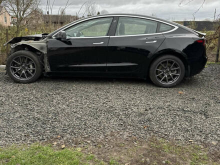 Чорний Тесла Модель 3, об'ємом двигуна 0 л та пробігом 95 тис. км за 10700 $, фото 1 на Automoto.ua