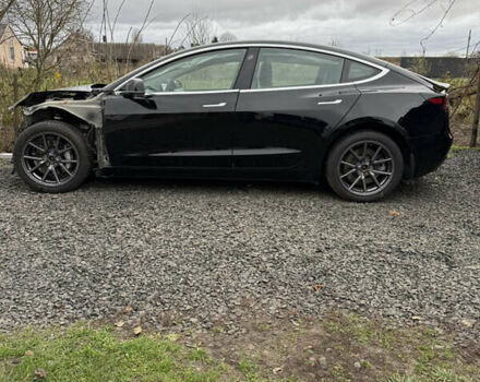 Чорний Тесла Модель 3, об'ємом двигуна 0 л та пробігом 95 тис. км за 10700 $, фото 1 на Automoto.ua