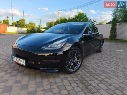 Черный Тесла Модель 3, объемом двигателя 0 л и пробегом 202 тыс. км за 15800 $, фото 1 на Automoto.ua