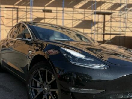 Тесла Модель 3 2020 у Дніпро (Дніпропетровську) на Automoto.ua Чорний Тесла Модель 3, об'ємом двигуна 0 л та пробігом 75 тис. км за 17900 $, фото 1 на Automoto.ua
