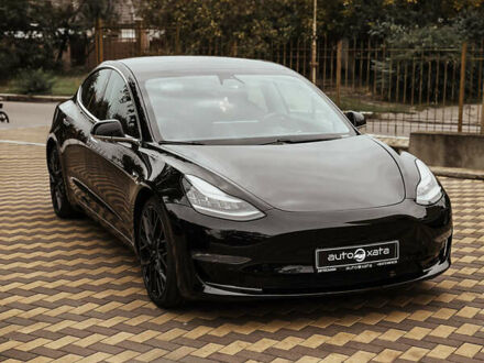 Чорний Тесла Модель 3, об'ємом двигуна 0 л та пробігом 200 тис. км за 17900 $, фото 1 на Automoto.ua