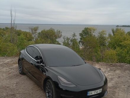 Черный Тесла Модель 3, объемом двигателя 0 л и пробегом 90 тыс. км за 16500 $, фото 1 на Automoto.ua