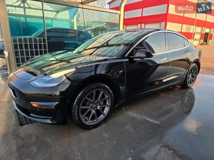 Черный Тесла Модель 3, объемом двигателя 0 л и пробегом 125 тыс. км за 15000 $, фото 1 на Automoto.ua