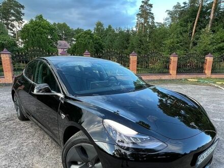 Чорний Тесла Модель 3, об'ємом двигуна 0 л та пробігом 104 тис. км за 18800 $, фото 1 на Automoto.ua