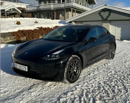 Чорний Тесла Модель 3, об'ємом двигуна 0 л та пробігом 127 тис. км за 14300 $, фото 1 на Automoto.ua