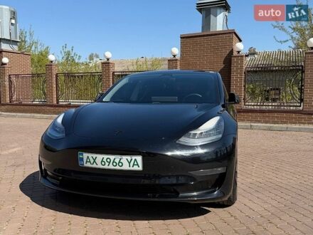 Чорний Тесла Модель 3, об'ємом двигуна 0 л та пробігом 87 тис. км за 22500 $, фото 1 на Automoto.ua