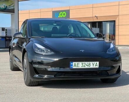 Чорний Тесла Модель 3, об'ємом двигуна 0 л та пробігом 50 тис. км за 12000 $, фото 1 на Automoto.ua