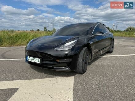 Черный Тесла Модель 3, объемом двигателя 0 л и пробегом 105 тыс. км за 12999 $, фото 1 на Automoto.ua