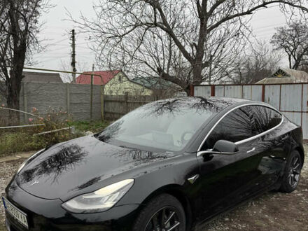Черный Тесла Модель 3, объемом двигателя 0 л и пробегом 76 тыс. км за 16900 $, фото 1 на Automoto.ua