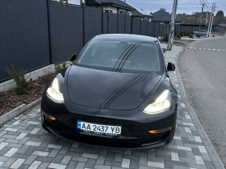 Тесла Модель 3 2020 у Києві на Automoto.ua Чорний Тесла Модель 3, об'ємом двигуна 0 л та пробігом 47 тис. км за 17300 $, фото 1 на Automoto.ua