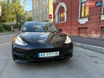 Черный Тесла Модель 3, объемом двигателя 0 л и пробегом 82 тыс. км за 17300 $, фото 1 на Automoto.ua
