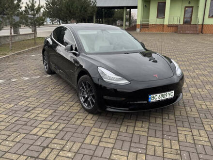 Тесла Модель 3 2020 у Самборе на Automoto.ua Чорний Тесла Модель 3, об'ємом двигуна 0 л та пробігом 117 тис. км за 19100 $, фото 1 на Automoto.ua