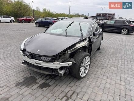 Черный Тесла Модель 3, объемом двигателя 0 л и пробегом 98 тыс. км за 10900 $, фото 1 на Automoto.ua