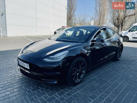 Тесла Модель 3 2020 в Одессе на Automoto.ua Черный Тесла Модель 3, объемом двигателя 0 л и пробегом 44 тыс. км за 18000 $, фото 1 на Automoto.ua
