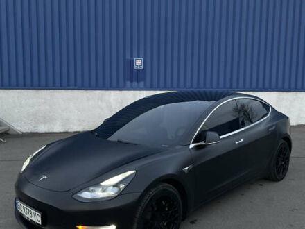 Черный Тесла Модель 3, объемом двигателя 0 л и пробегом 103 тыс. км за 19000 $, фото 1 на Automoto.ua