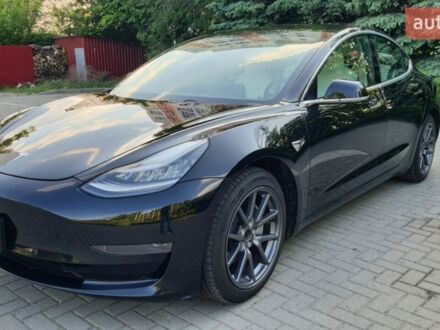 Черный Тесла Модель 3, объемом двигателя 0 л и пробегом 50 тыс. км за 15500 $, фото 1 на Automoto.ua