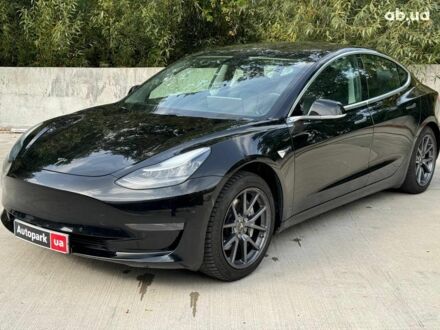 Тесла Модель 3 2020 у Києві на Automoto.ua Чорний Тесла Модель 3, об'ємом двигуна 0.1 л та пробігом 87 тис. км за 18490 $, фото 1 на Automoto.ua