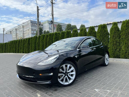 Тесла Модель 3 2020 у Черкасах на Automoto.ua Чорний Тесла Модель 3, об'ємом двигуна 0 л та пробігом 43 тис. км за 20800 $, фото 1 на Automoto.ua