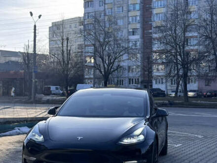 Черный Тесла Модель 3, объемом двигателя 0 л и пробегом 57 тыс. км за 25499 $, фото 1 на Automoto.ua