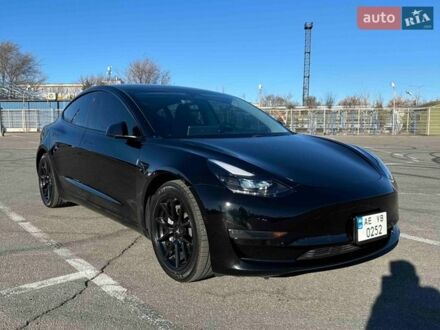 Черный Тесла Модель 3, объемом двигателя 0 л и пробегом 95 тыс. км за 17500 $, фото 1 на Automoto.ua