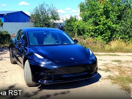 Чорний Тесла Модель 3, об'ємом двигуна 0.3 л та пробігом 120 тис. км за 17500 $, фото 1 на Automoto.ua