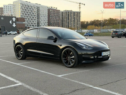 Тесла Модель 3 2021 у Києві на Automoto.ua Чорний Тесла Модель 3, об'ємом двигуна 0 л та пробігом 57 тис. км за 22000 $, фото 1 на Automoto.ua