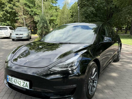 Тесла Модель 3 2021 в Каменское - Днепродзержинск на Automoto.ua Черный Тесла Модель 3, объемом двигателя 0 л и пробегом 75 тыс. км за 20799 $, фото 1 на Automoto.ua