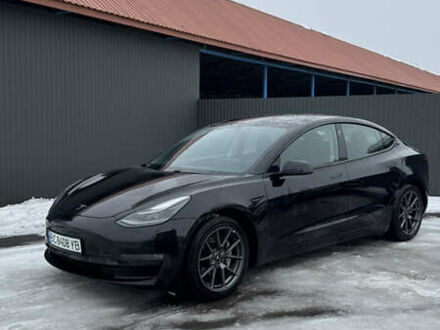 Чорний Тесла Модель 3, об'ємом двигуна 0 л та пробігом 75 тис. км за 22300 $, фото 1 на Automoto.ua