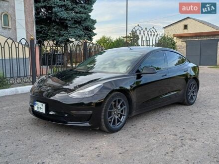 Чорний Тесла Модель 3, об'ємом двигуна 0 л та пробігом 122 тис. км за 17900 $, фото 1 на Automoto.ua