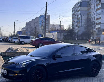 Черный Тесла Модель 3, объемом двигателя 0 л и пробегом 57 тыс. км за 25499 $, фото 1 на Automoto.ua