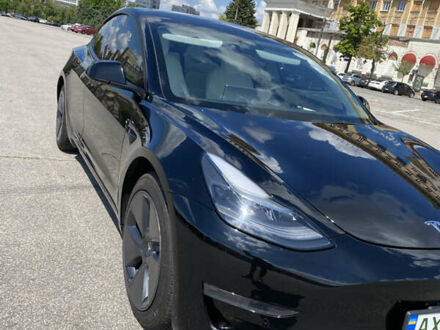 Тесла Модель 3 2021 у Харкові на Automoto.ua Чорний Тесла Модель 3, об'ємом двигуна 0 л та пробігом 45 тис. км за 22700 $, фото 1 на Automoto.ua