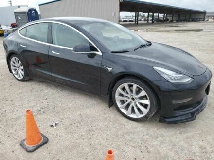 Тесла Модель 3 2021 в Одессе на Automoto.ua Черный Тесла Модель 3, объемом двигателя 0 л и пробегом 30 тыс. км за 4500 $, фото 1 на Automoto.ua