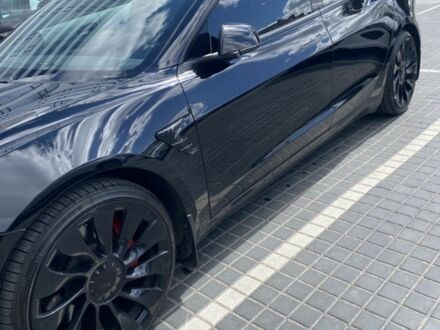 Тесла Модель 3 2021 в Житомире на Automoto.ua Черный Тесла Модель 3, объемом двигателя 0 л и пробегом 98 тыс. км за 556 $, фото 1 на Automoto.ua