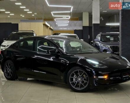 Чорний Тесла Модель 3, об'ємом двигуна 0 л та пробігом 40 тис. км за 21999 $, фото 1 на Automoto.ua