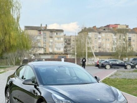 Чорний Тесла Модель 3, об'ємом двигуна 0 л та пробігом 134 тис. км за 14750 $, фото 1 на Automoto.ua