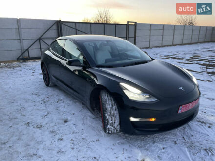 Тесла Модель 3 2021 у Здолбунове на Automoto.ua Чорний Тесла Модель 3, об'ємом двигуна 0 л та пробігом 40 тис. км за 18500 $, фото 1 на Automoto.ua