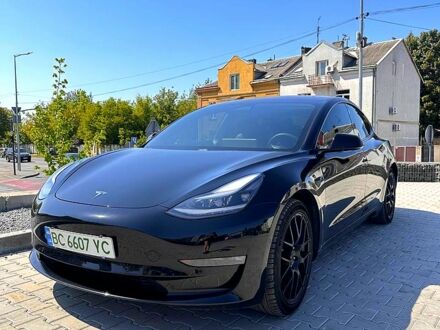 Чорний Тесла Модель 3, об'ємом двигуна 0 л та пробігом 95 тис. км за 23500 $, фото 1 на Automoto.ua