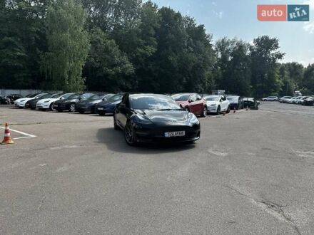 Тесла Модель 3 2021 у Києві на Automoto.ua Чорний Тесла Модель 3, об'ємом двигуна 0 л та пробігом 45 тис. км за 23800 $, фото 1 на Automoto.ua